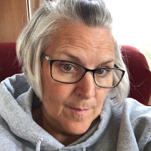 Meet your Posher, Sharon